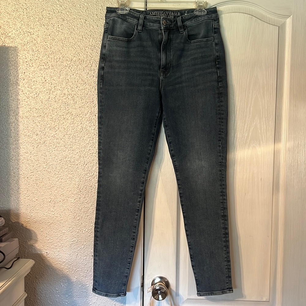American eagle dark wash super stretch jeans